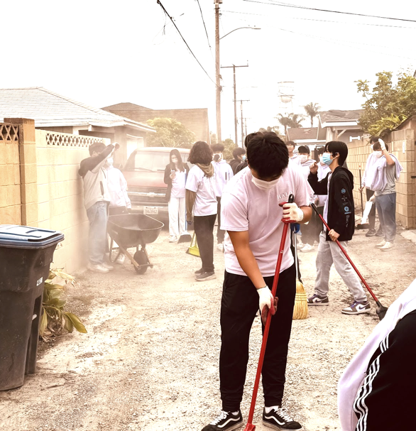 Artesia Alley Cleanup: A Day of Community and Contribution