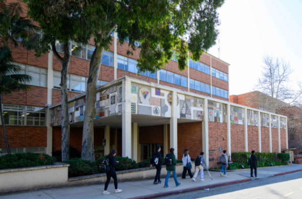 Exploring UC Los Angeles (aka UCLA) - School and its Majors