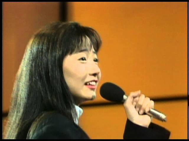 IU (아이유) appeared at Mask Singer with Violet Fragrance (보라빛 향기)