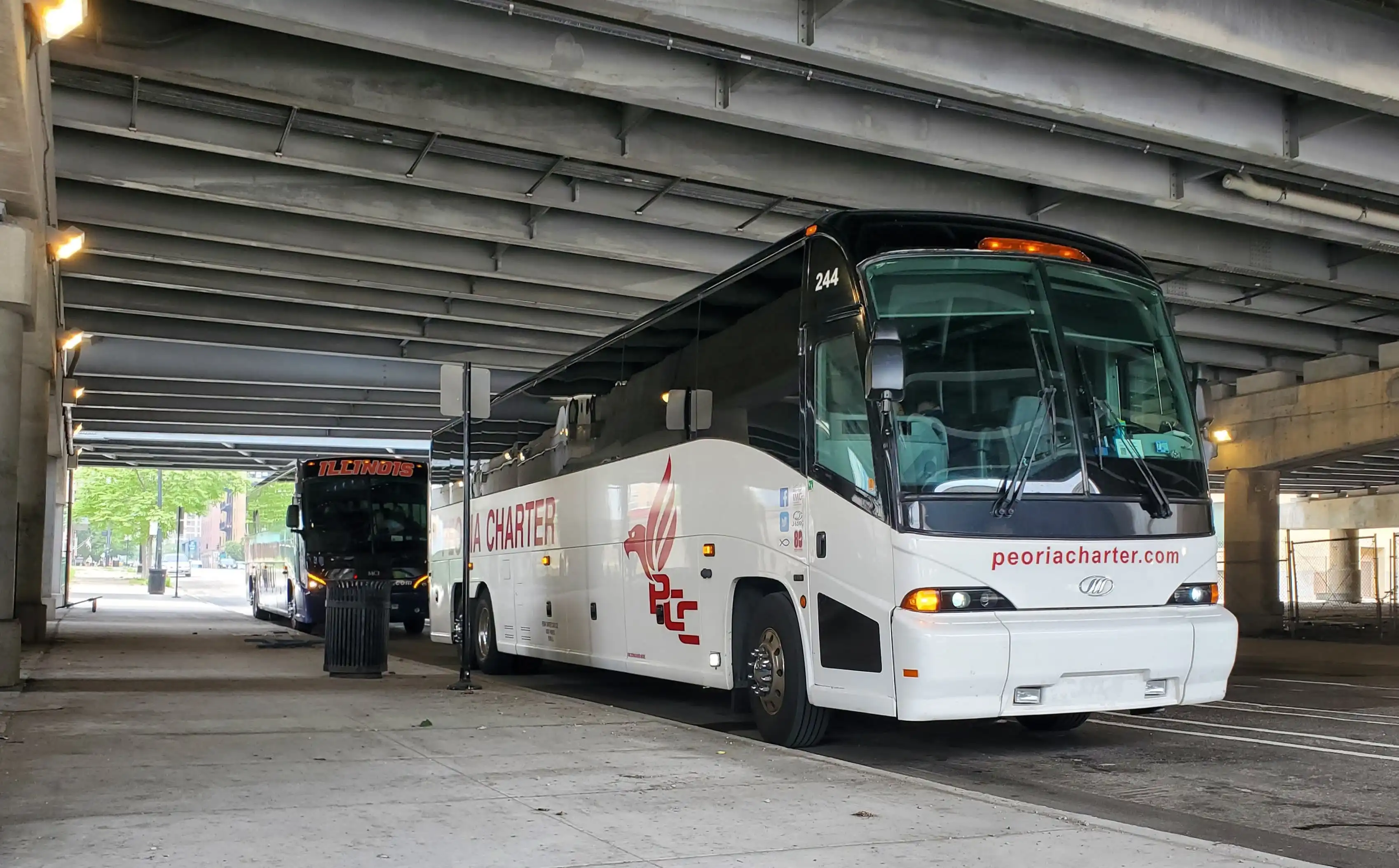 Public Transportation between Chicago O'Hare International Airport and UIUC (University of Illinois at Urbana-Champaign)
